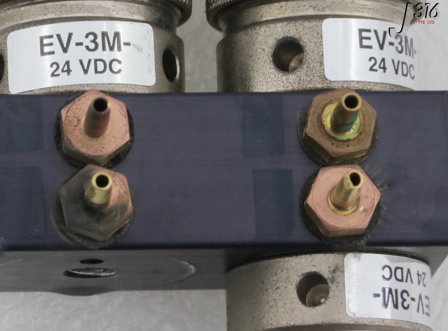 29036 CLIPPARD 4-SLOT MANIFOLD ASSY EV-3M-24VDC | eBay